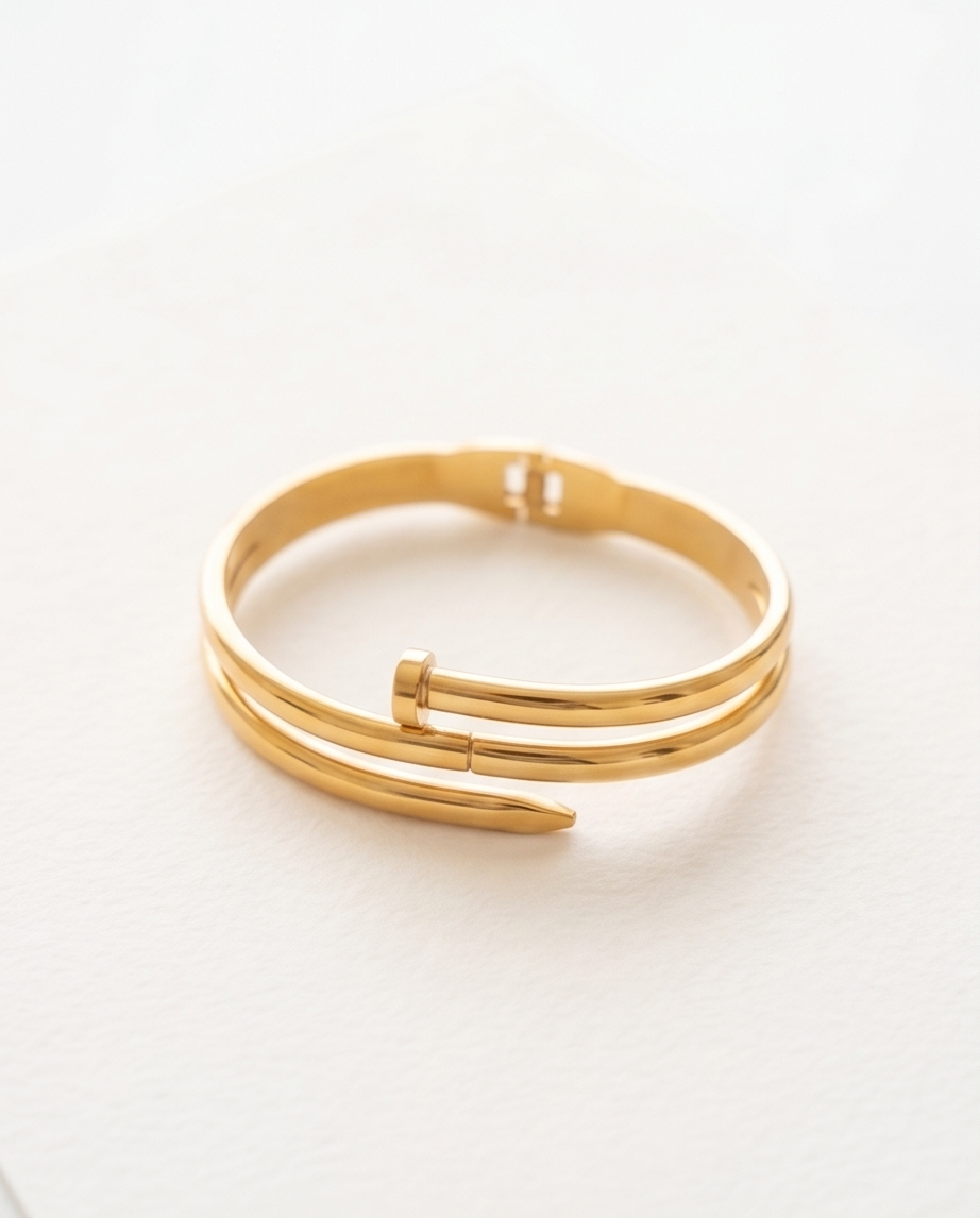 Pulsera Rígida Triple Clavo