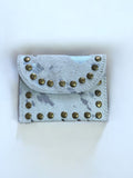 MONEDERO PIEL Y PELO TACHAS